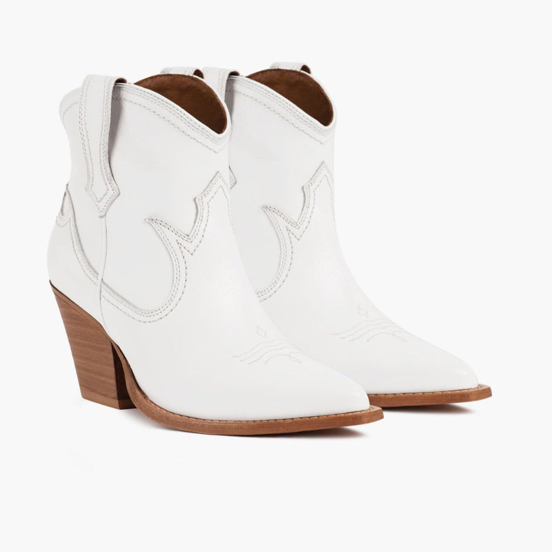 [W] Indio | White